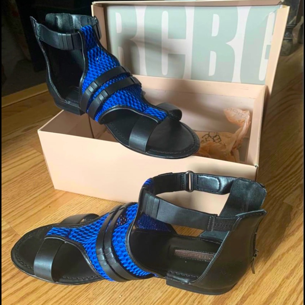 BCBG Generation Flat Sandal W/Python Mesh Size 8.5